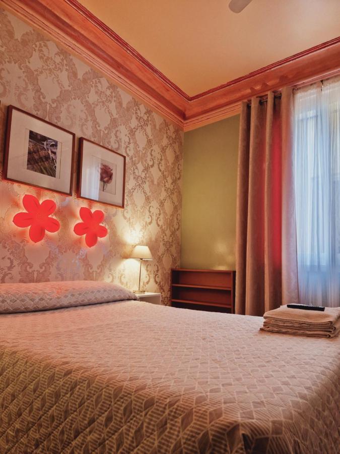 Casa De Huespedes Dolce Vita Μαδρίτη Εξωτερικό φωτογραφία