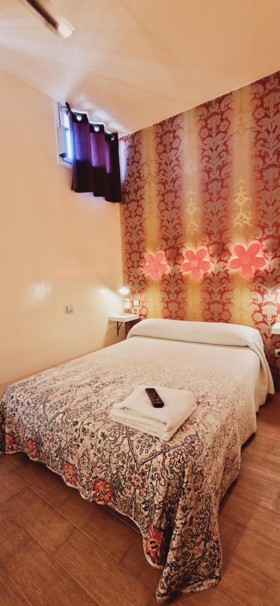 Casa De Huespedes Dolce Vita Μαδρίτη Εξωτερικό φωτογραφία