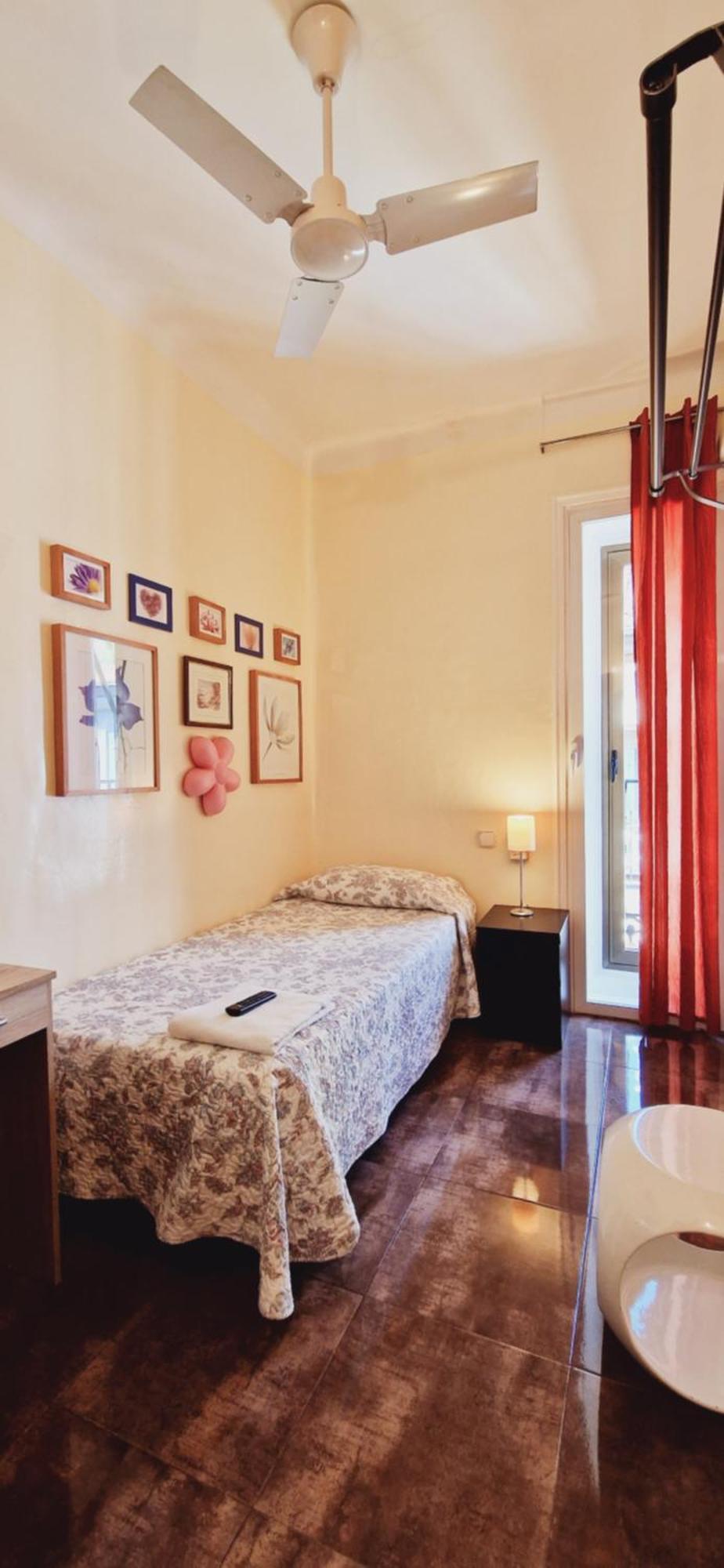 Casa De Huespedes Dolce Vita Μαδρίτη Εξωτερικό φωτογραφία