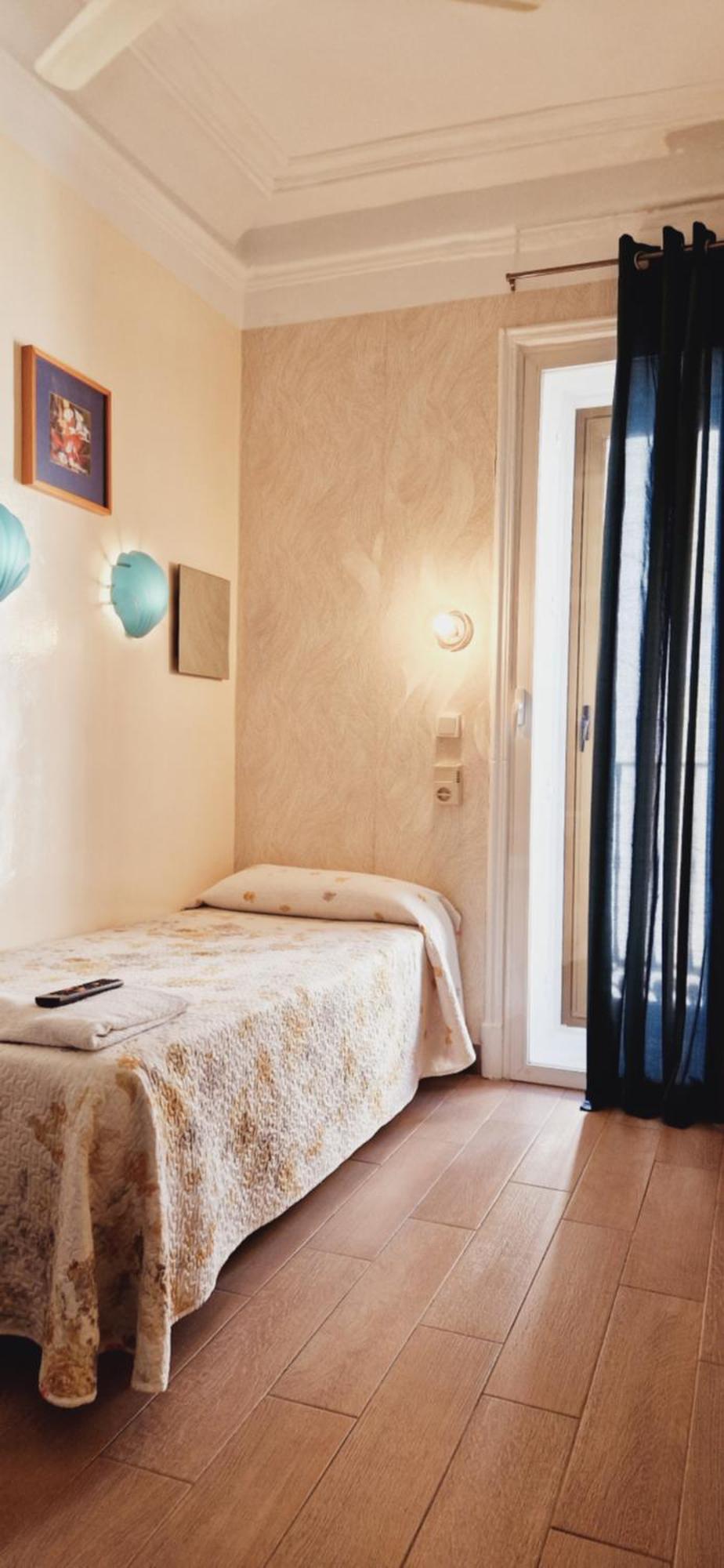 Casa De Huespedes Dolce Vita Μαδρίτη Εξωτερικό φωτογραφία