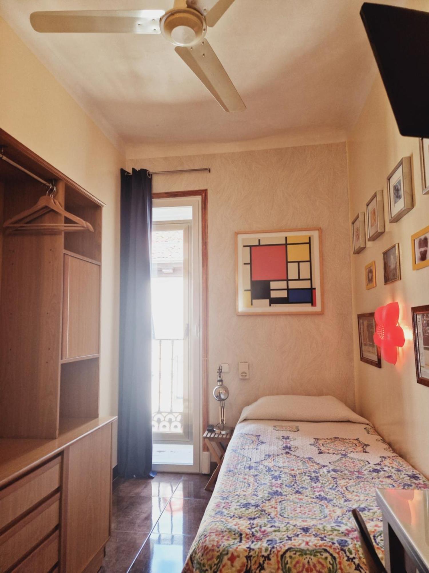 Casa De Huespedes Dolce Vita Μαδρίτη Δωμάτιο φωτογραφία