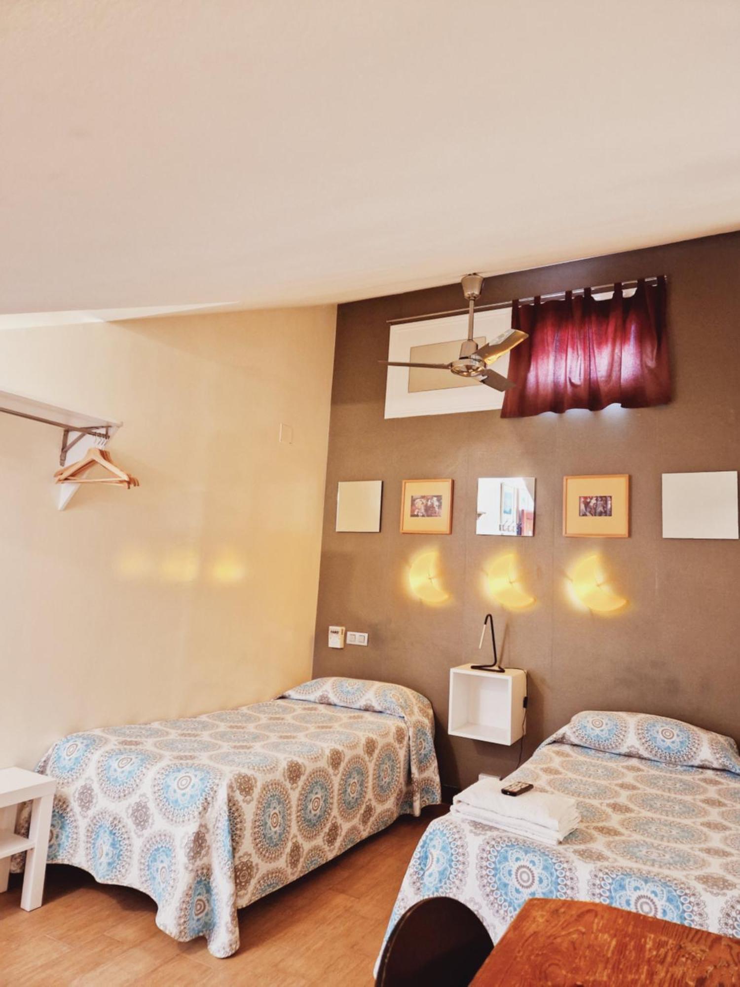 Casa De Huespedes Dolce Vita Μαδρίτη Δωμάτιο φωτογραφία