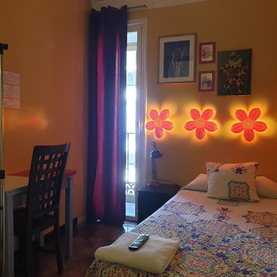 Casa De Huespedes Dolce Vita Μαδρίτη Εξωτερικό φωτογραφία