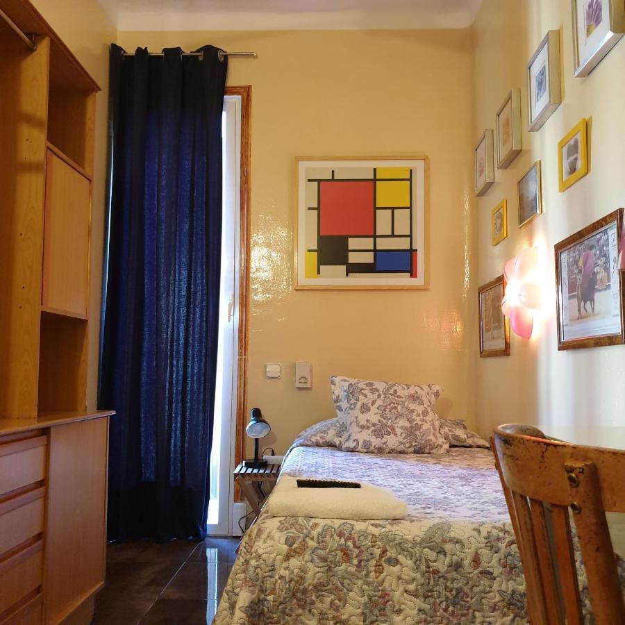 Casa De Huespedes Dolce Vita Μαδρίτη Εξωτερικό φωτογραφία